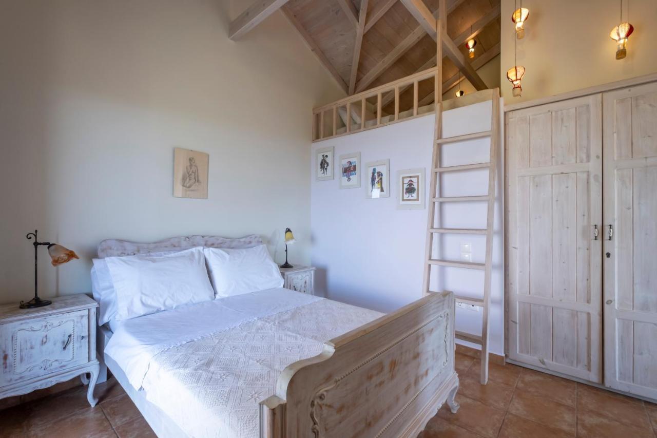 Chamaloni Cottages Finikounta Bagian luar foto