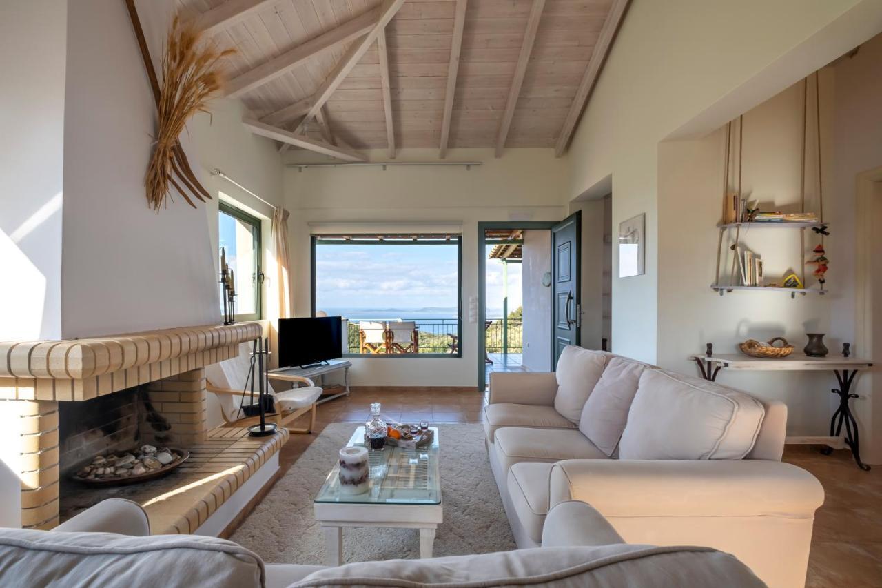 Chamaloni Cottages Finikounta Bagian luar foto