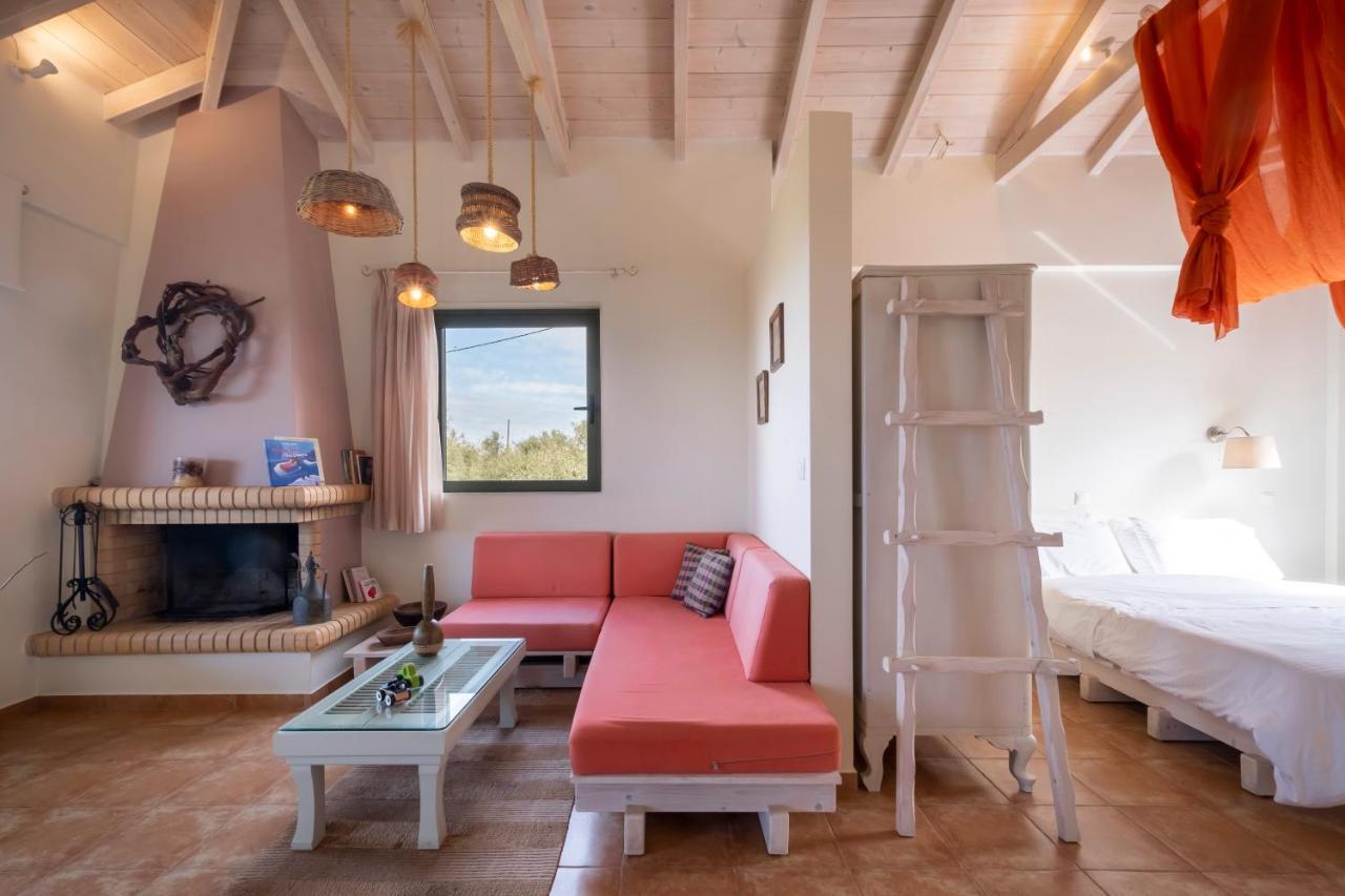 Chamaloni Cottages Finikounta Bagian luar foto